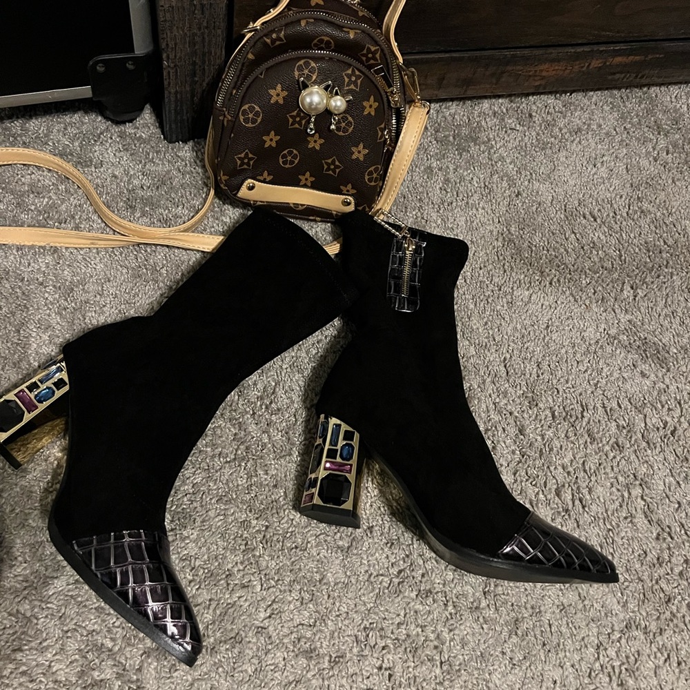Cute boot